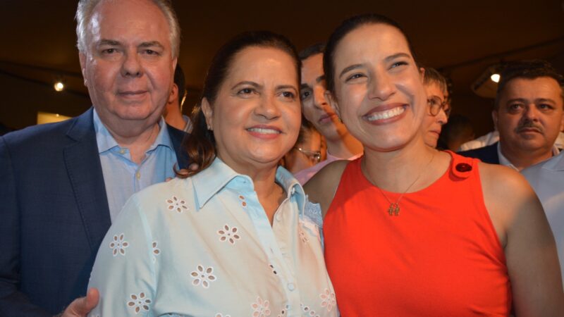 Prefeita do Ipojuca, Célia Sales, prestigia abertura da 24ª Fenearte