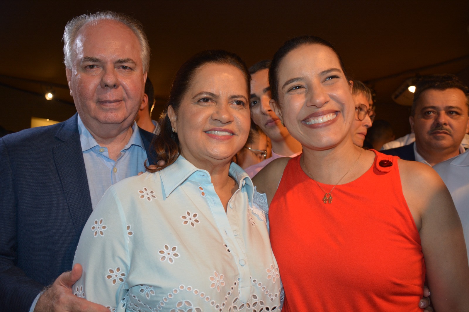 Prefeita do Ipojuca, Célia Sales, prestigia abertura da 24ª Fenearte