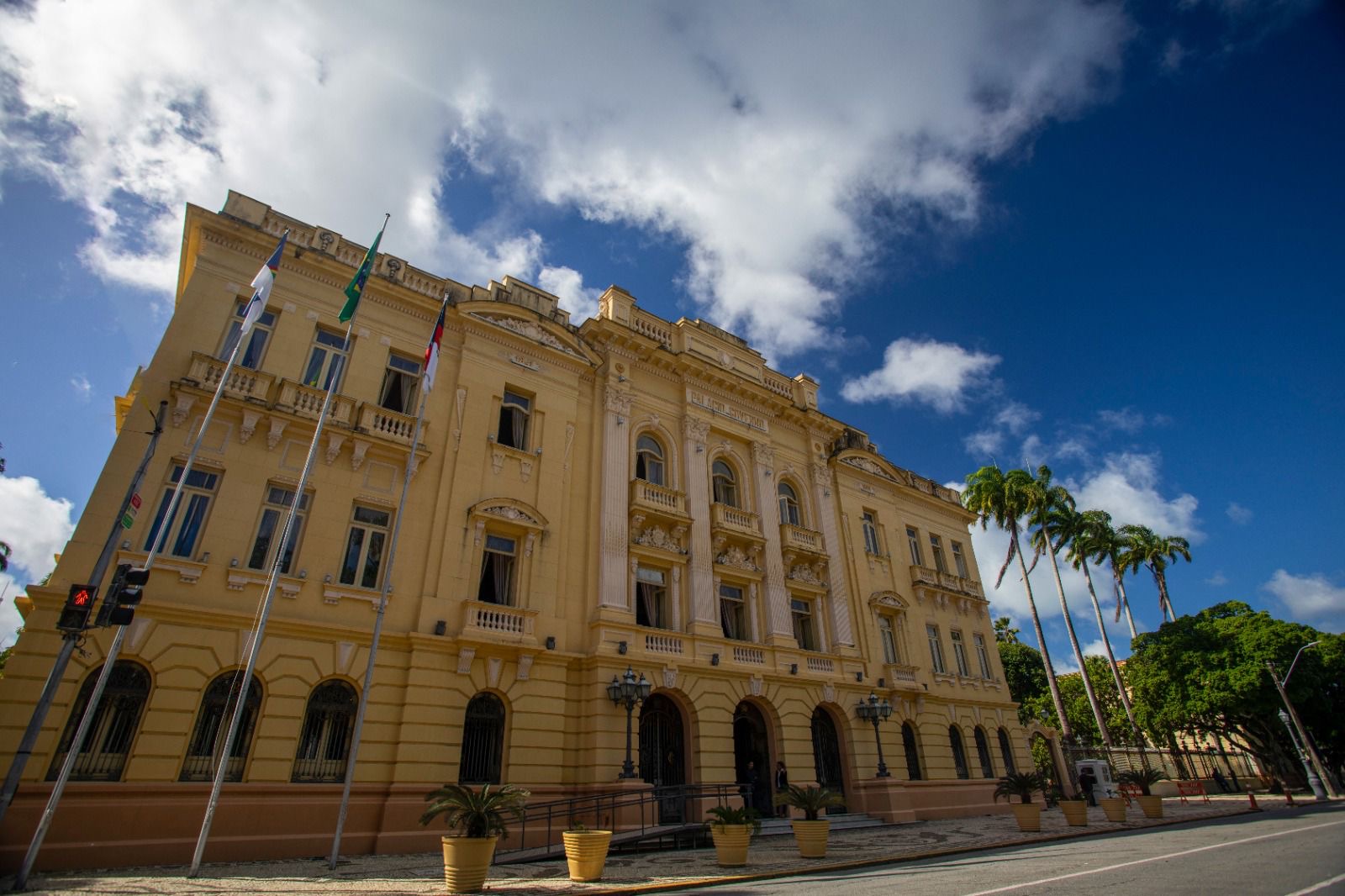 Governadora Raquel Lyra solicita à Assembleia Legislativa abertura de sessão para votação de projetos relevantes ao desenvolvimento de Pernambuco