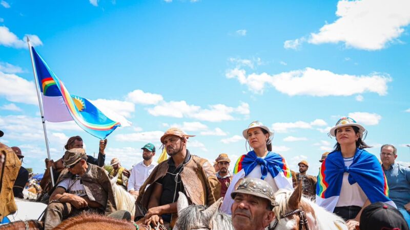 Em Serrita, no Sertão, governadora Raquel Lyra participa da 54° Missa do Vaqueiro