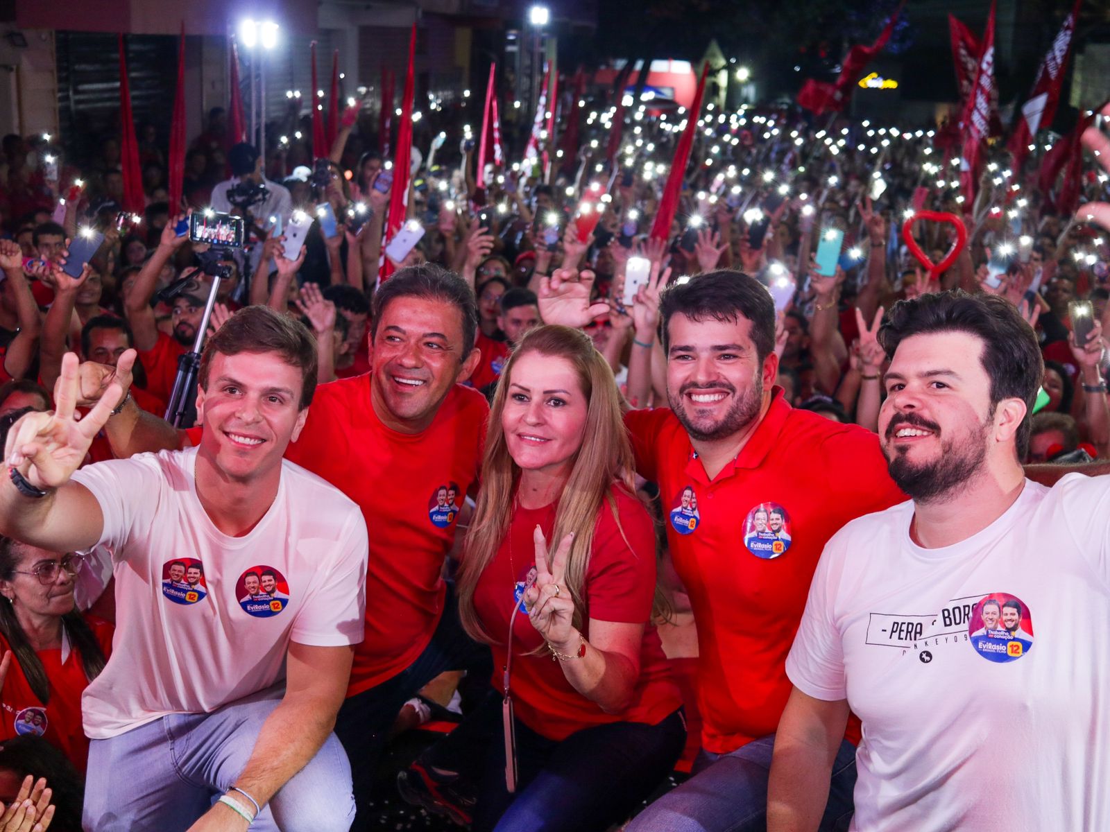 Evilásio Mateus e Bringel Filho inauguram comitê 12 com grande multidão e presença de grandes lideranças estaduais e federais