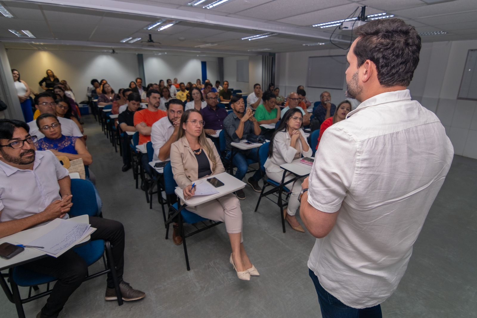 Profissionais da enfermagem na política