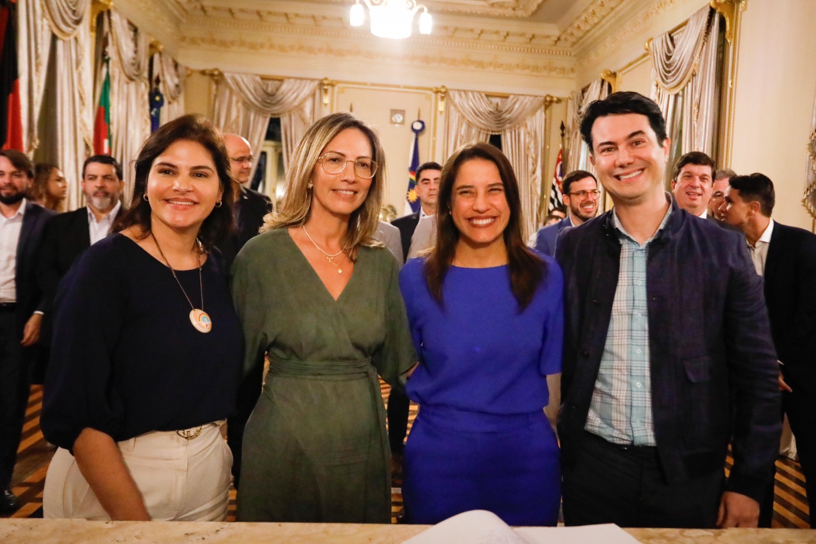 Governadora Raquel Lyra empossa Yanne Teles como secretária de Criança e Juventude