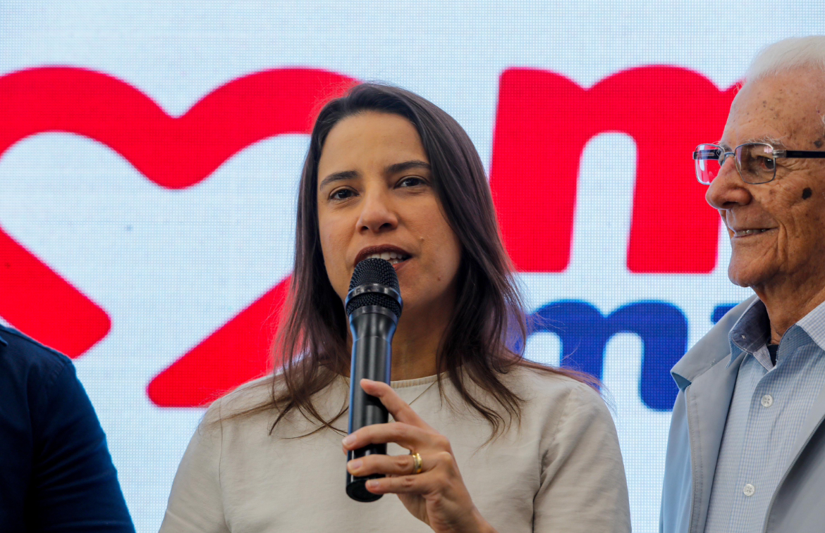 Governadora Raquel Lyra prestigia inauguração do Mix Mateus Caruaru e celebra geração de empregos no Agreste