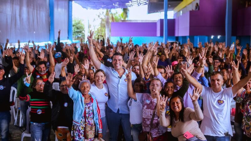 Rodrigo Pinheiro e Dayse Silva reúnem militância para celebrar avanços e novas propostas para Caruaru