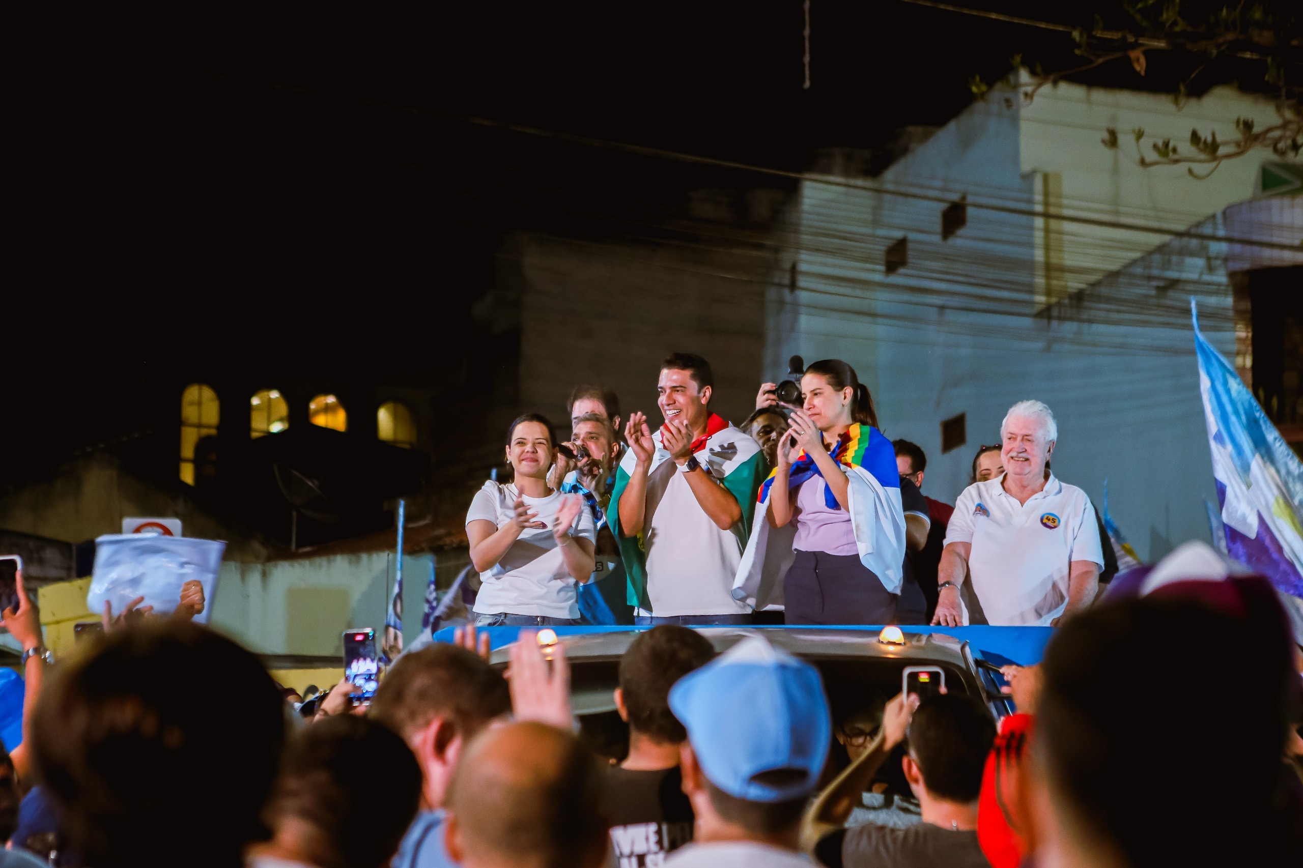 Raquel Lyra: “se alguém ousa imaginar que algo nos separa, o amor por Caruaru nos une”