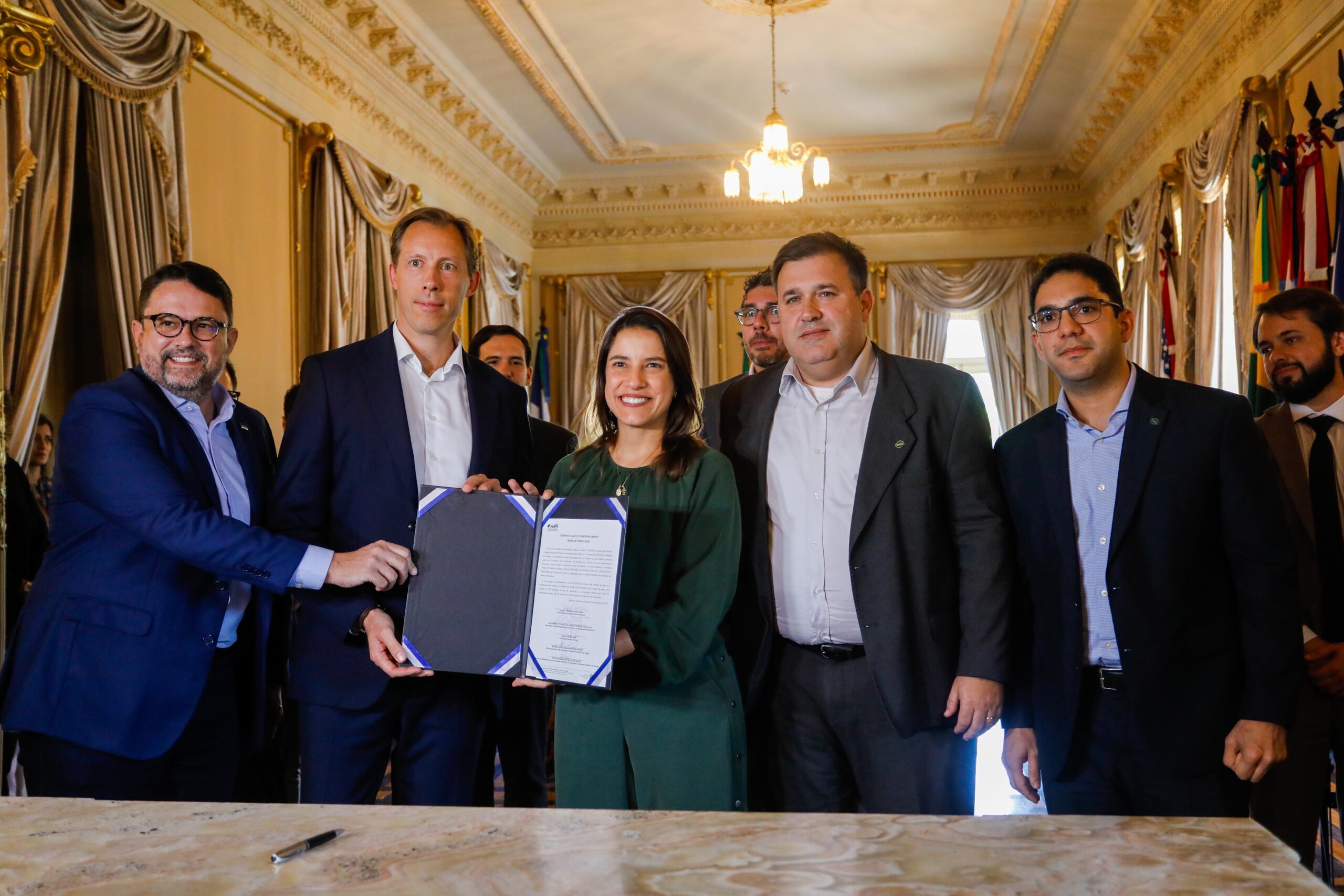 Governadora Raquel Lyra celebra investimento de R$ 2 bilhões com instalação da primeira indústria de e-metanol do Brasil no Porto de Suape