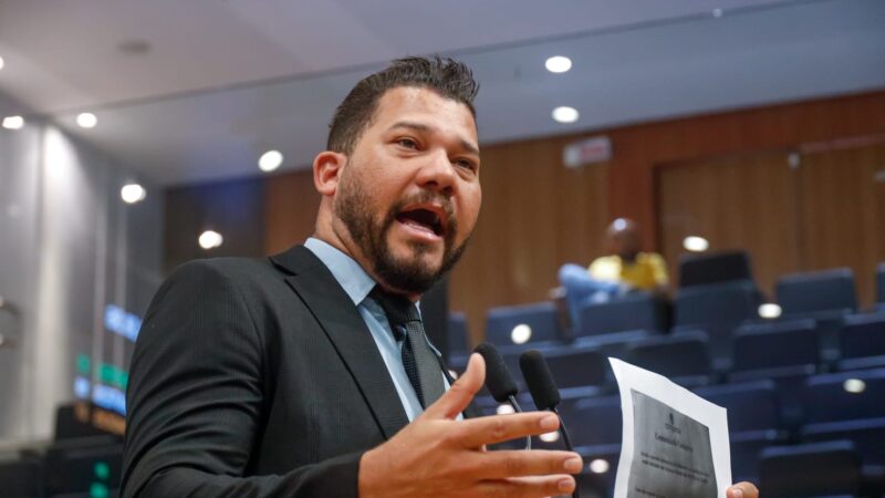 Deputado Abimael Santos denuncia redução no atendimento da Compesa em Toritama