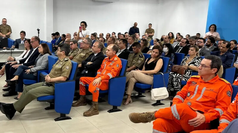 Major do CBMPE ministra palestra sobre segurança contra incêndio em condomínios