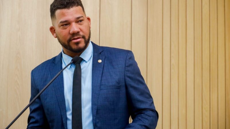 Deputado Abimael Santos critica pedido de investigação ao Ministério Público sobre o Intervalo Bíblico