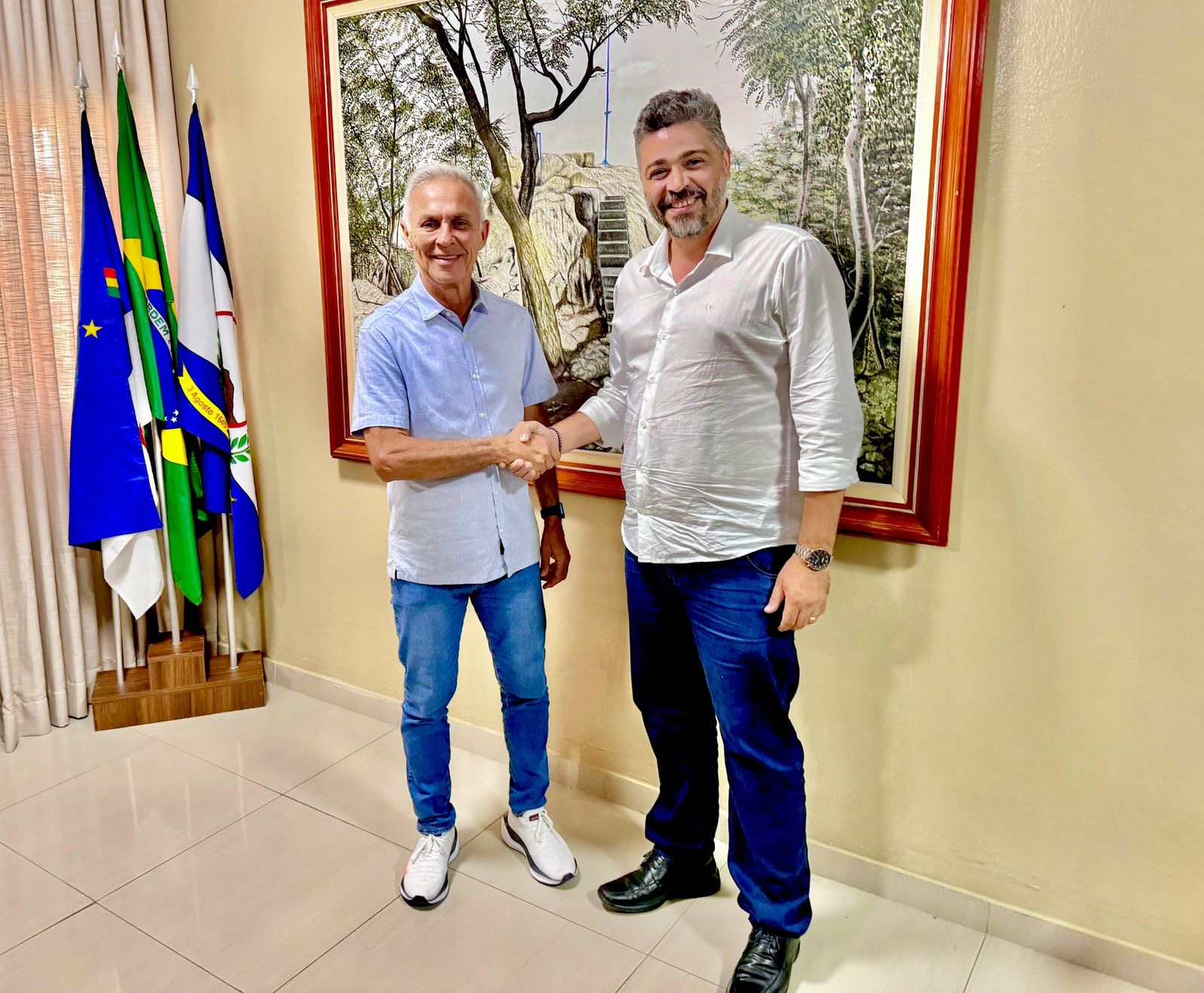 Prefeito eleito de Vertente do Lério, Dr. Histênio, visita Vitória de Santo Antão para replicar programas exitosos da gestão Paulo Roberto