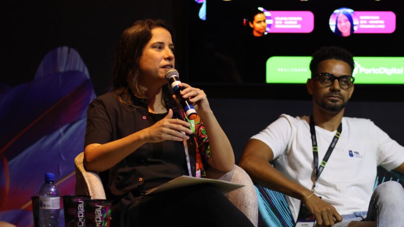 Governadora Raquel Lyra debate sobre inovação com estudantes da rede estadual de ensino e empreendedores