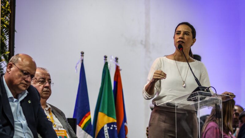 Em Gravatá, governadora Raquel Lyra abre seminário da Amupe e reforça compromisso do Estado com os municípios pernambucanos