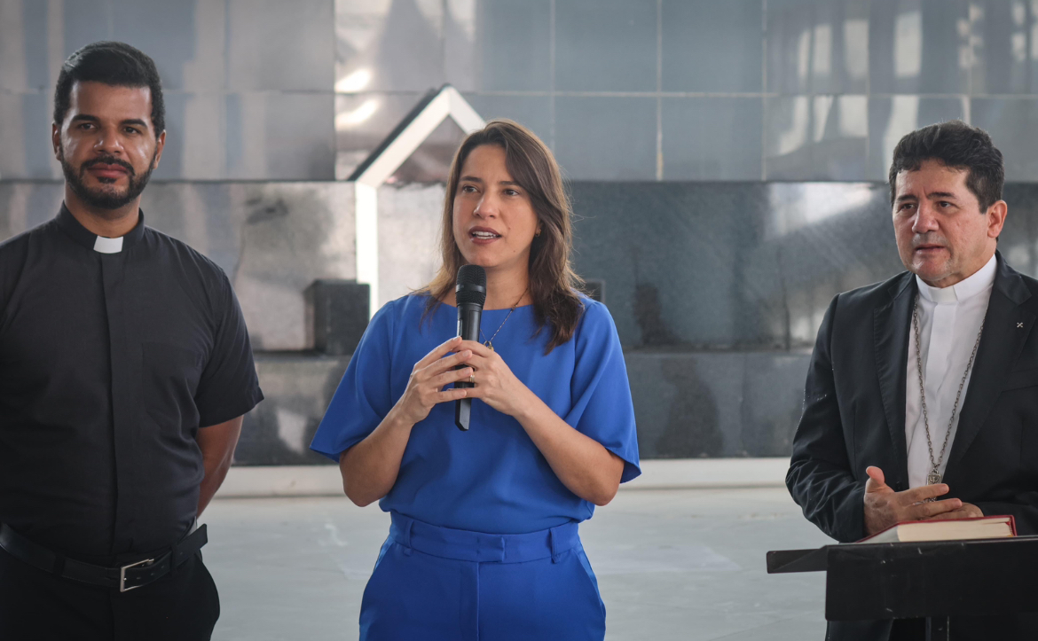 Governadora Raquel Lyra entrega nova coberta do Santuário do Morro da Conceição