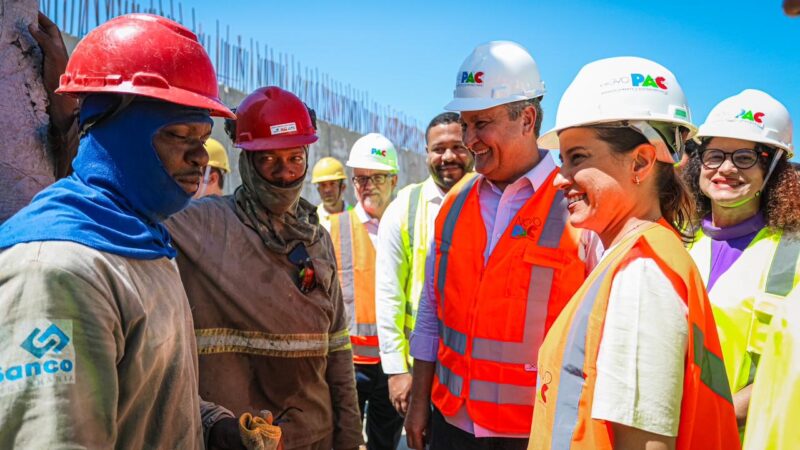 Governadora Raquel Lyra e ministros reúnem prefeitos e visitam obra da Via Metropolitana Norte