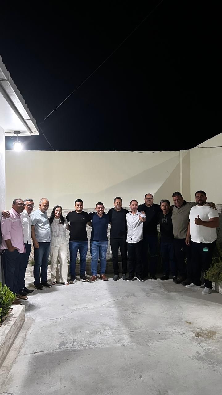 ÁGUAS BELAS: COM POSSE NESSE DIA 1º DE JANEIRO, DR. ELTON MARTINS CELEBRA ADESÃO DE 07 VEREADORES, GARANTE MAIORIA ABSOLUTA NA CÂMARA E PRESIDENTE ALIADO