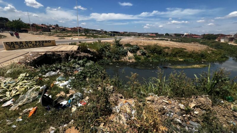 Andrei Gonçalves reforça pedido de limpeza urgente de canais e riachos de Juazeiro, mas a gestão Suzana Ramos ainda não atendeu