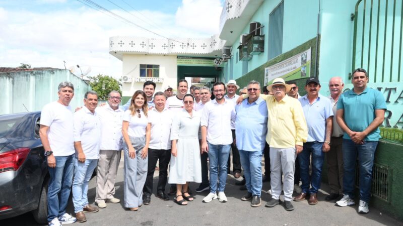 Lula da Fonte e prefeitos do Agreste Meridional garantem UTI móvel para o Hospital Infantil de Garanhus