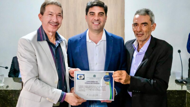 Kaio Maniçoba recebe título de cidadão de Carnaubeira da Penha Deputado é homenageado pela Câmara de Vereadores e reforça compromisso com o município