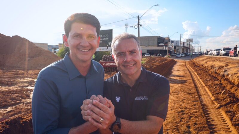 Prefeito Simão recebe ministro Renan Filho e entrega documento solicitando nova ponte para Petrolina e Juazeiro