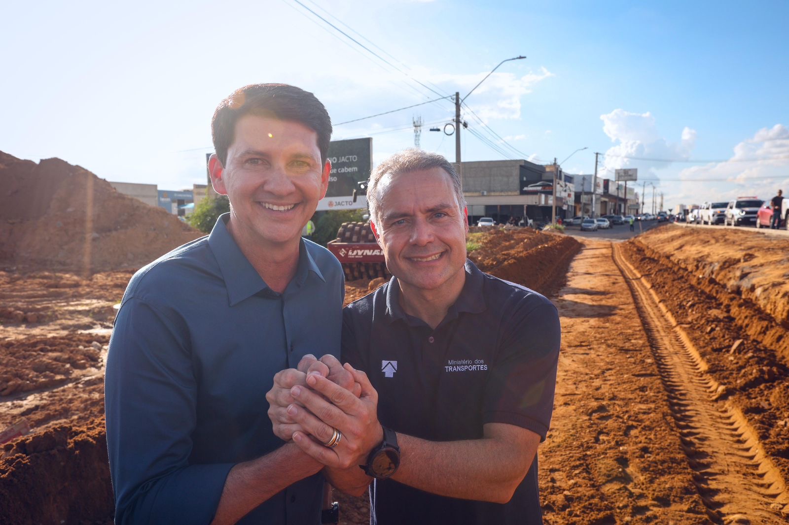 Prefeito Simão recebe ministro Renan Filho e entrega documento solicitando nova ponte para Petrolina e Juazeiro