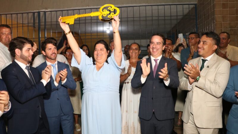 Carol Jordão é Empossada como Primeira Mulher Prefeita de Ribeirão: Um Marco Histórico para a Cidade