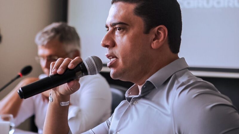 Prefeito Rodrigo Pinheiro apresenta metas para os 100 primeiros dias de governo à nova diretoria da ACIC