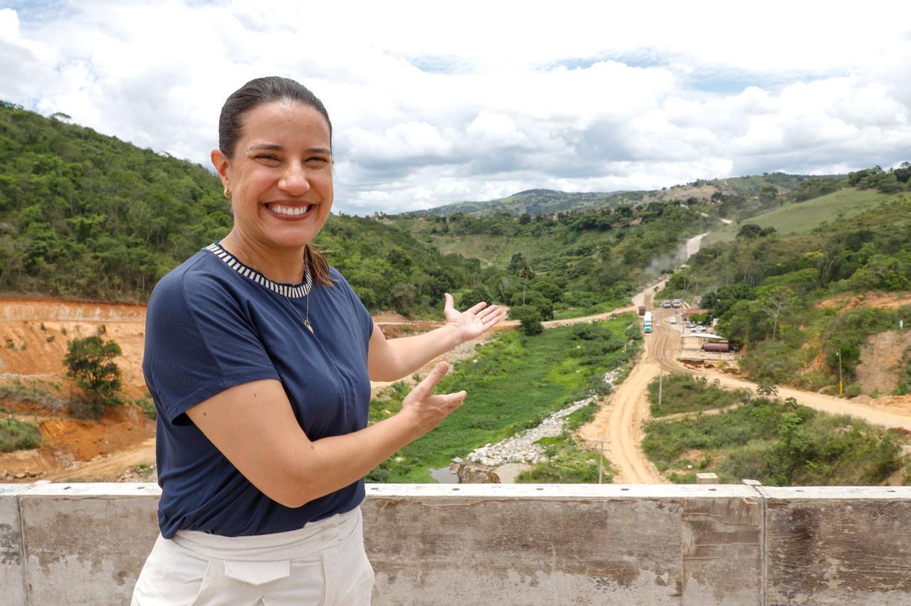 Governo Raquel Lyra entrega investimentos e obras, e gestão é aprovada por mais de 51% da população