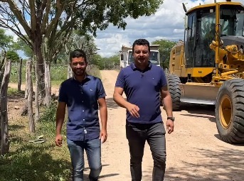 Pedro Pilota tem dia de trabalho intenso acompanhando obras e ações em Itaíba