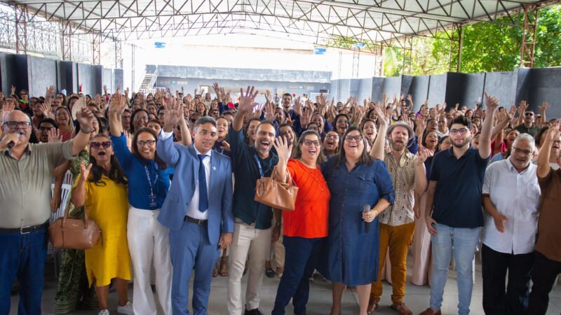 Prefeita Carol Jordão Anuncia Aumento para Professores no Encontro de Formação de Educadores