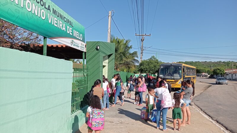 Tem início as aulas na Rede Municipal de Ensino de Jataúba