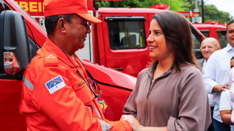 Governadora Raquel Lyra entrega novas viaturas e equipamentos para as Forças Operacionais e fortalece segurança pública