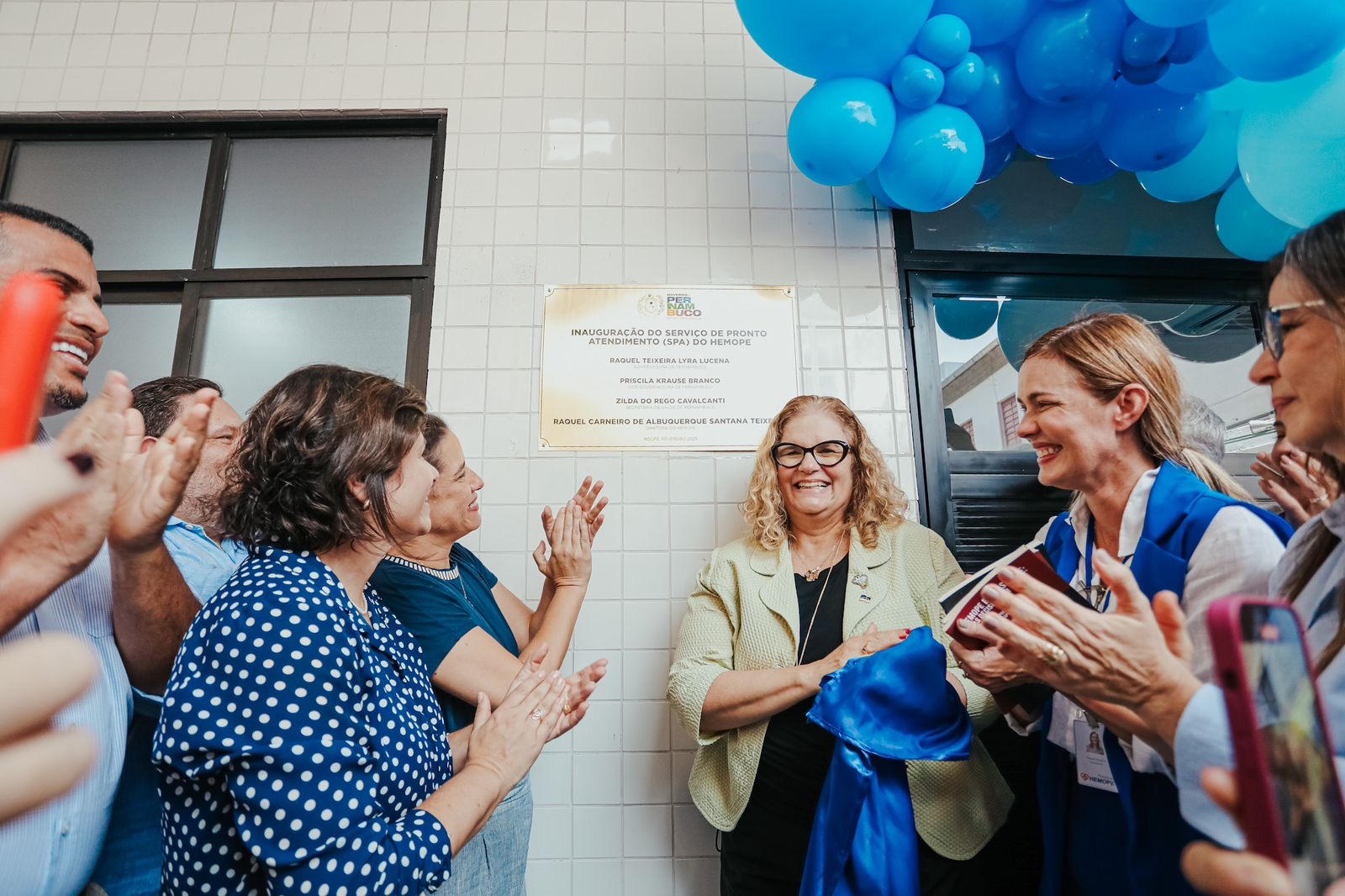 No Recife, governadora Raquel Lyra inaugura equipamentos de saúde nos bairros das Graças e Areias