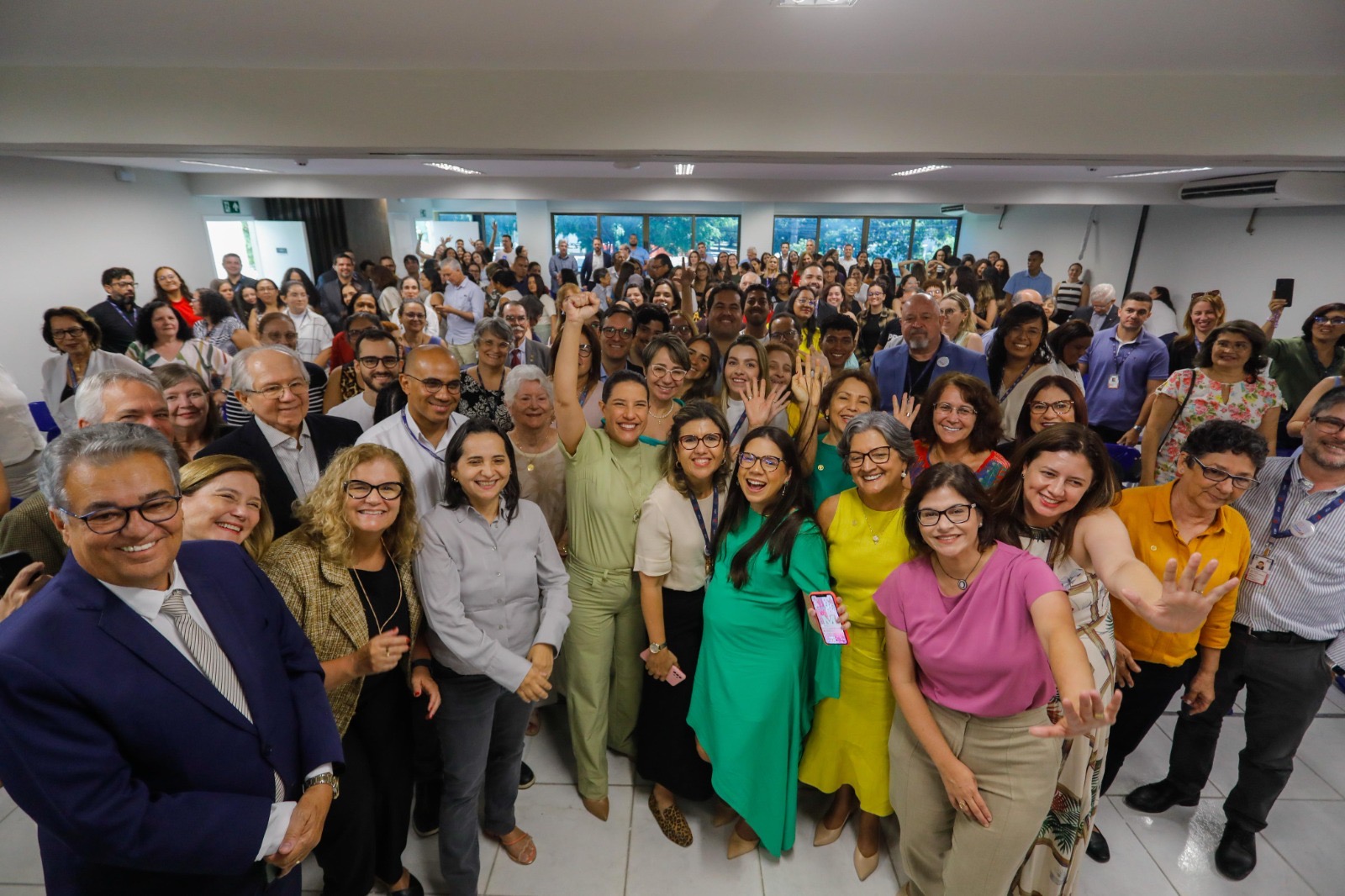 Inova PE: Governadora Raquel Lyra entrega nova sede da Faculdade de Odontologia de Pernambuco