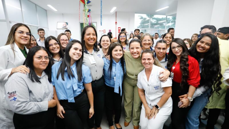 Com expansão dos serviços de saúde no interior, governadora Raquel Lyra inaugura primeiro Centro de Hemodinâmica 100% SUS do Sertão, no Hospital Eduardo Campos 