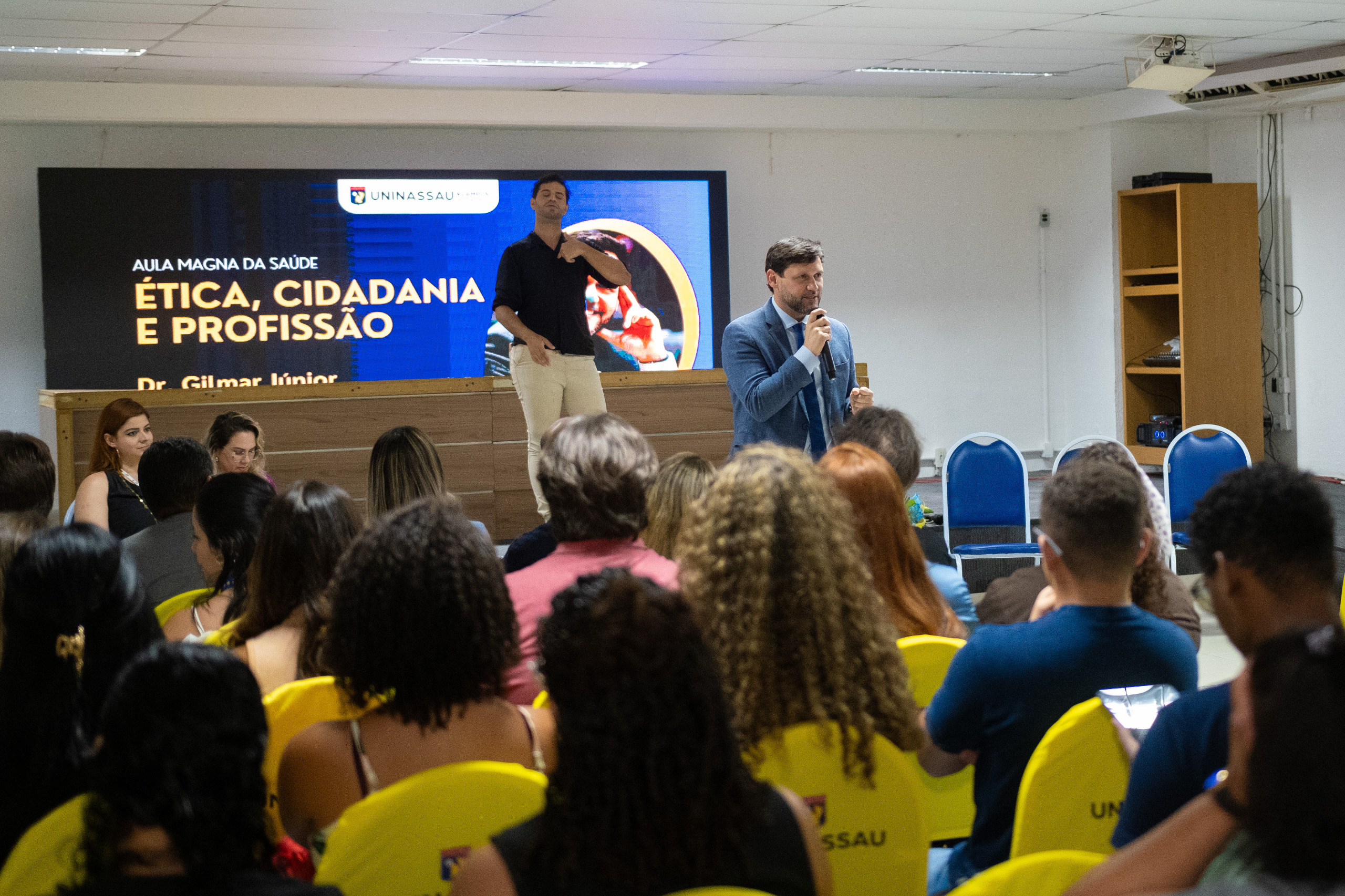 Em Aula Magna da Saúde da Uninassau, Gilmar Júnior motiva estudantes e defende inclusão