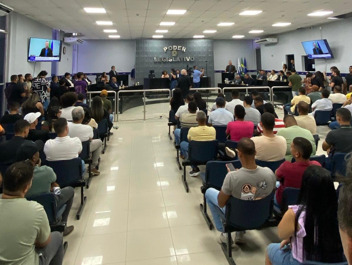 Câmara do Cabo discute representatividade feminina, juventude e segurança pública em sessão ordinária