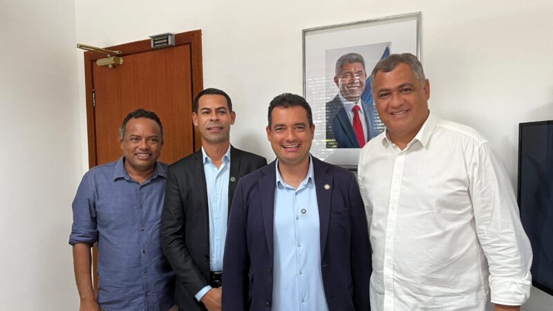 Fortalecimento da agricultura familiar e investimentos na zona rural são temas debatidos em reuniões com o prefeito de Juazeiro e secretários do Governo da Bahia