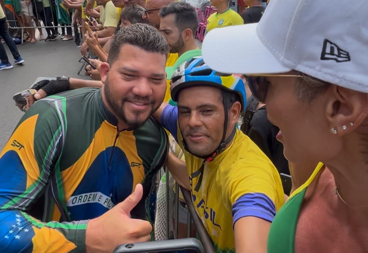 Deputado Estadual Abimael Santos Participa de Manifestação no Rio de Janeiro