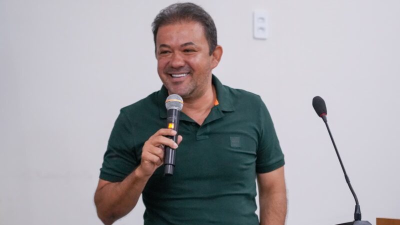 Araripina vai receber quase R$ 3 milhões para obras de esgotamento sanitário, anuncia prefeito Evilásio Mateus