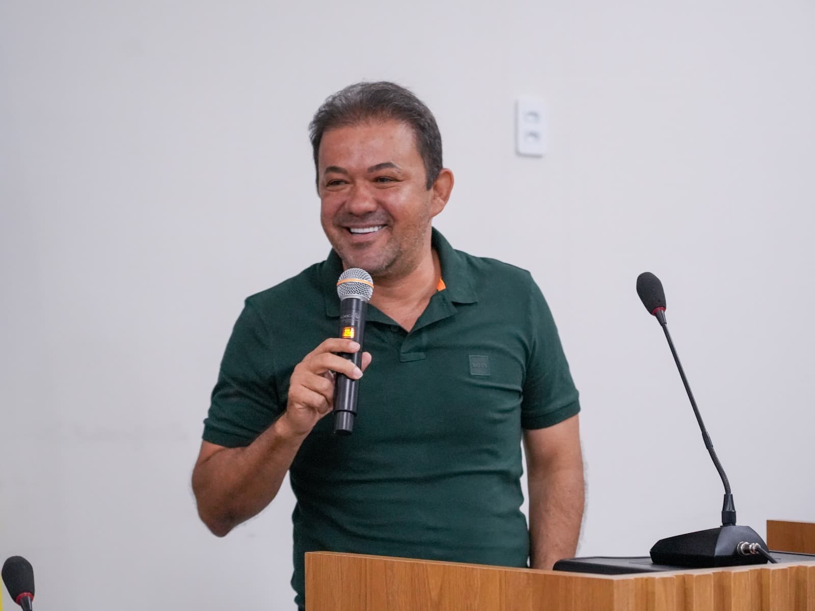 Araripina vai receber quase R$ 3 milhões para obras de esgotamento sanitário, anuncia prefeito Evilásio Mateus