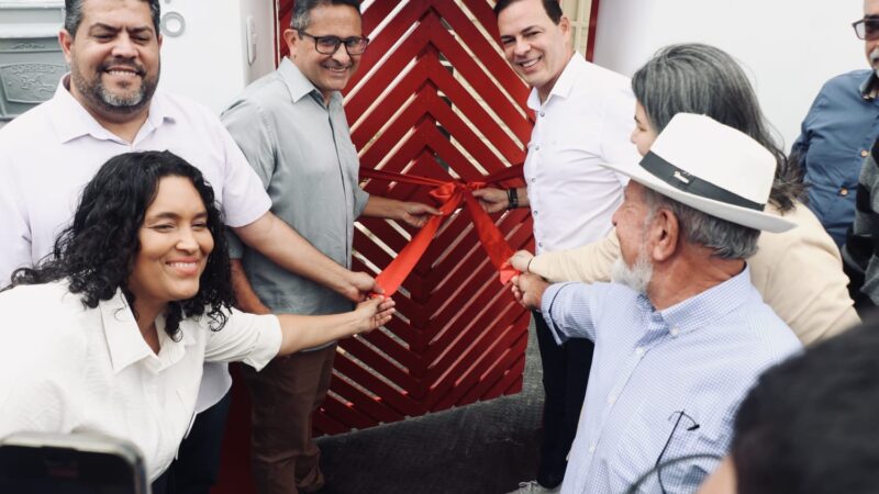 Prefeitura de Garanhuns entrega requalificação de escola no bairro de São José