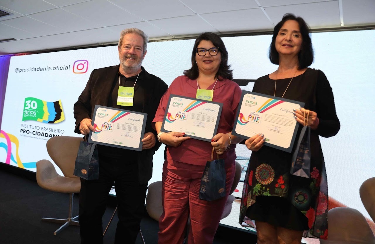 Garanhuns participa de encontro que discutiu metas do Plano Nacional de Educação