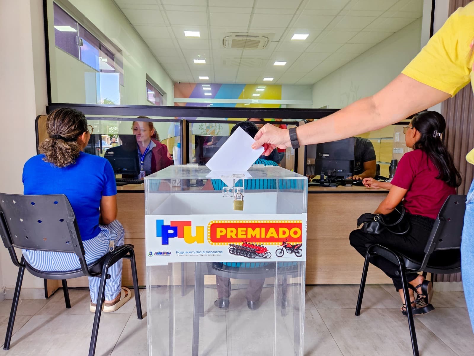 Prefeitura de Araripina lança IPTU Premiado com desconto e sorteio de 8 motos 0km para quem pagar em dia