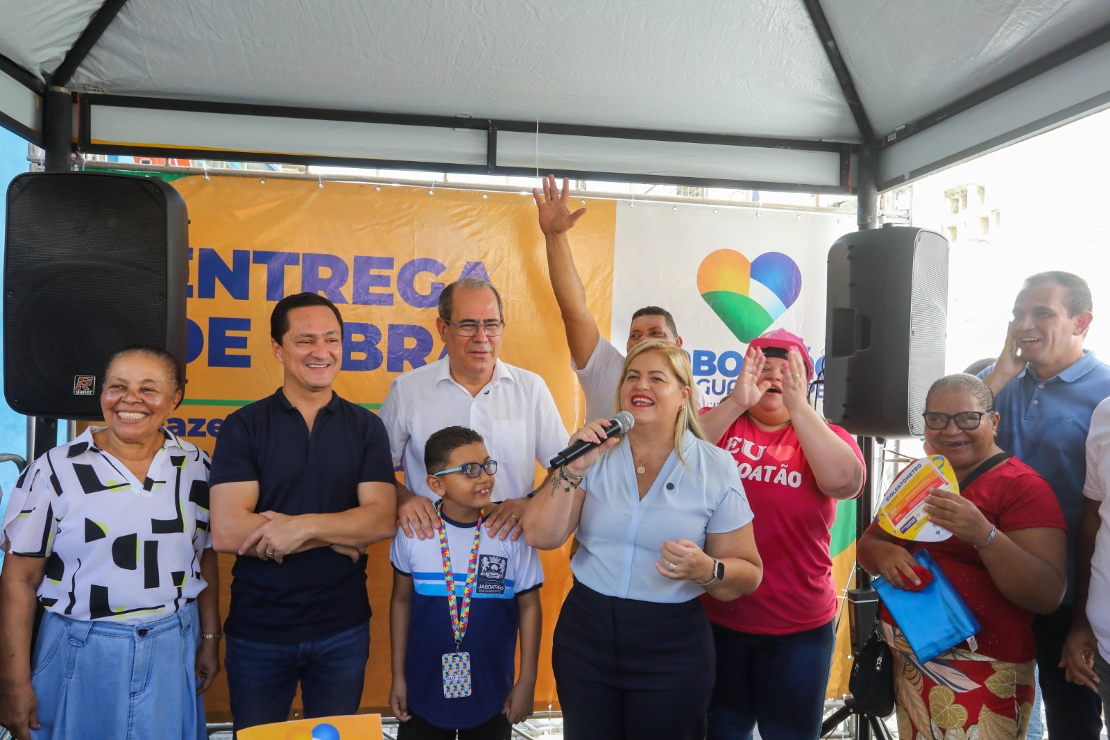 Caravana Jaboatão da Gente entrega duas ruas requalificadas e mais qualidade de vida à população de Nova Divinéia