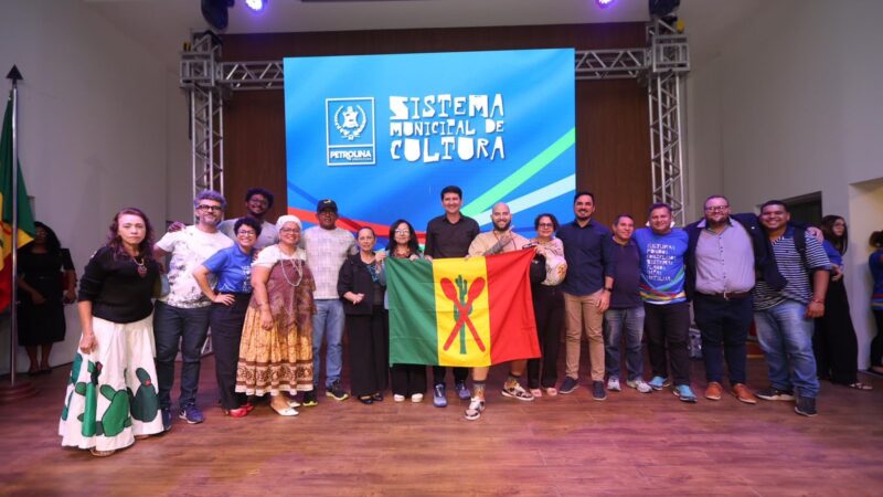 Em anúncio histórico, Simão Durando celebra novo sistema cultural de Petrolina