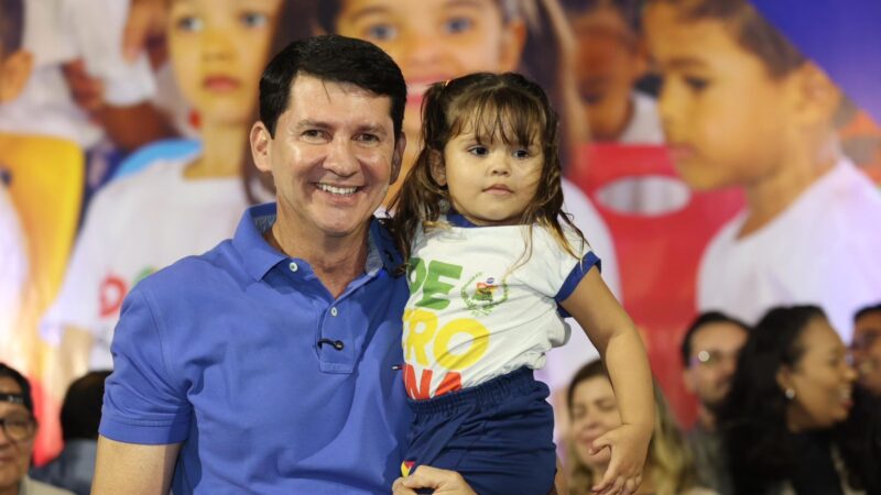 Simão Durando entrega 21ª escola de tempo integral e reforça compromisso com a educação em Petrolina
