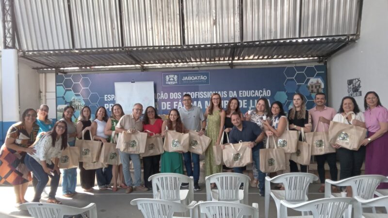 Prefeitura do Jaboatão entrega 40 kits de jogos adaptados inclusivos para alunos da Educação Infantil