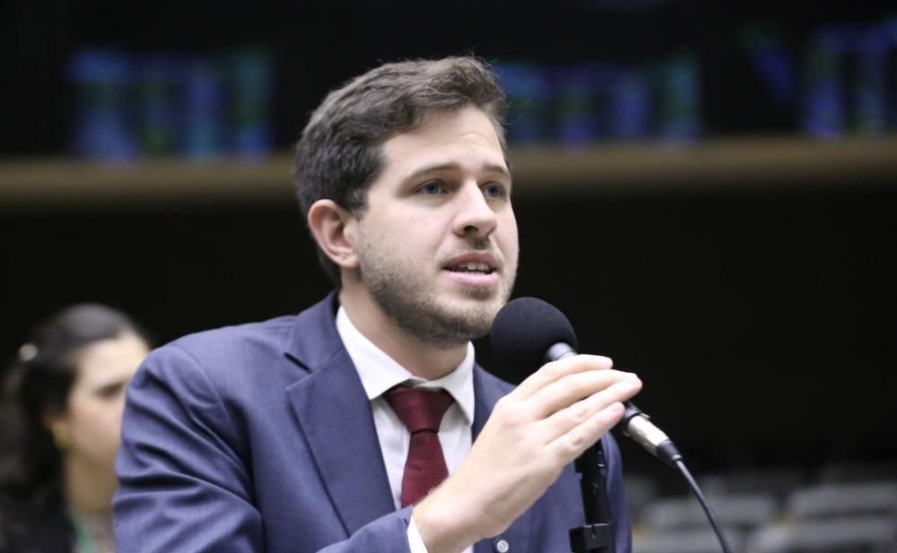 Câmara aprova CNH Social; Pedro Campos defende prioridade para entregadores que fazem uso da bicicleta