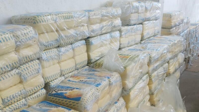 Operação conjunta da Sefaz, Adagro, Polícia Militar e Vigilância Sanitária apreende 14 toneladas de queijo clandestino 